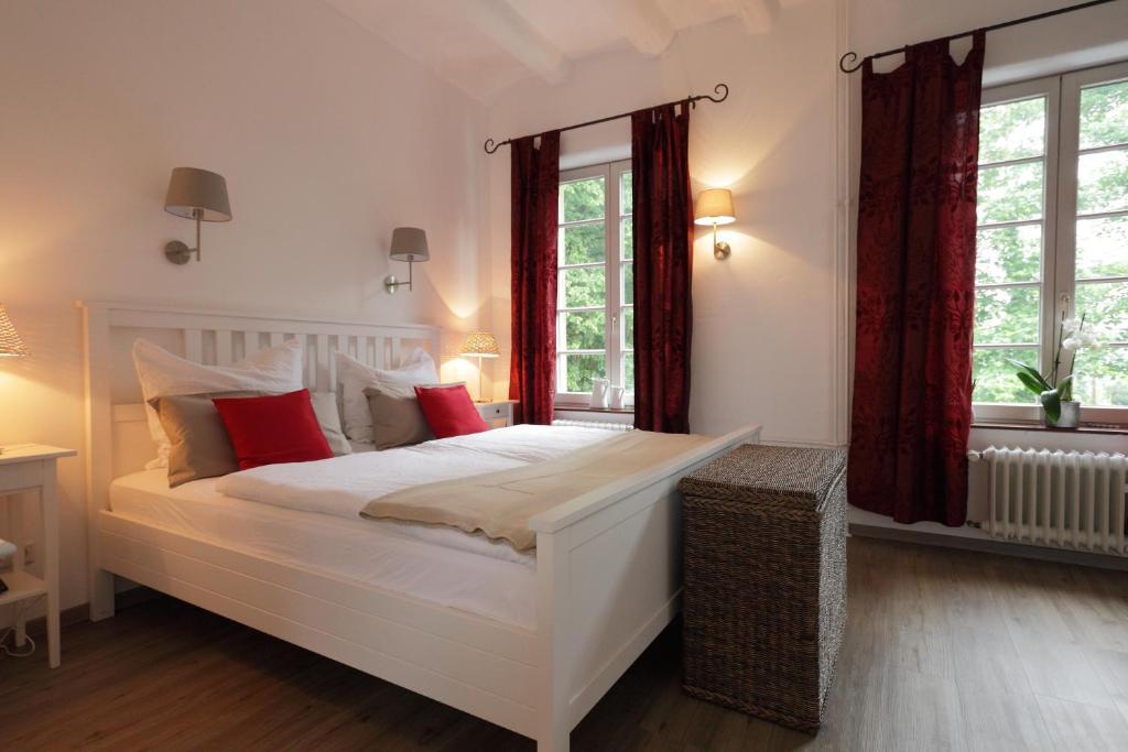 Das Dycker Weinhaus Jüchen Kamer foto